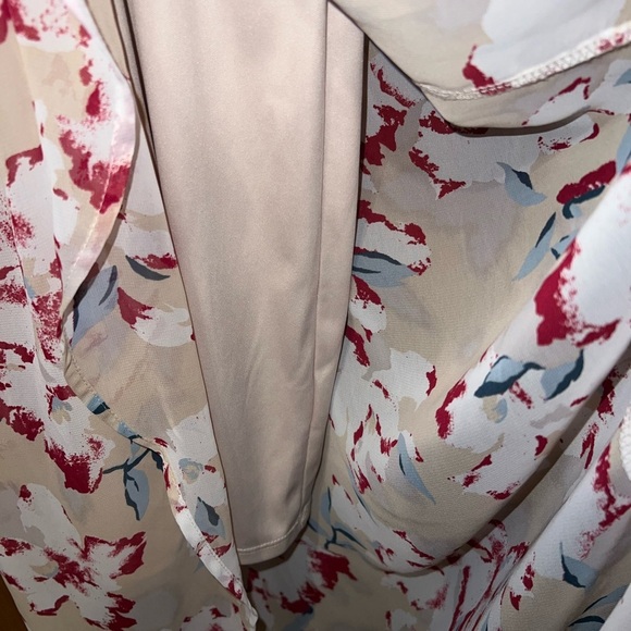 Lush Beige Floral Maxi Dress – Size Small - Picture 6 of 7